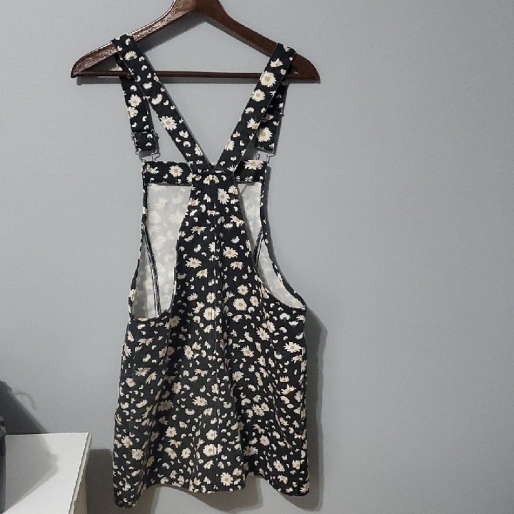 Daisy flower Overall Dress Juniors Size Large 11 13 Floral No Boundaries trendy